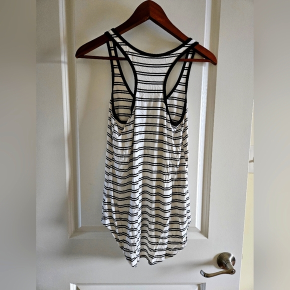 Long Tank Top - Picture 2 of 2